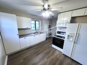 2435 Brodhead Rd in Aliquippa, PA - Building Photo - Building Photo