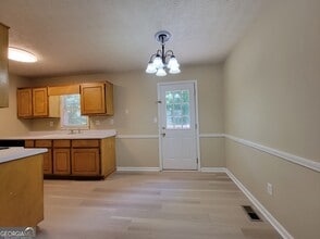271 Rutledge Dr in Winder, GA - Building Photo - Building Photo