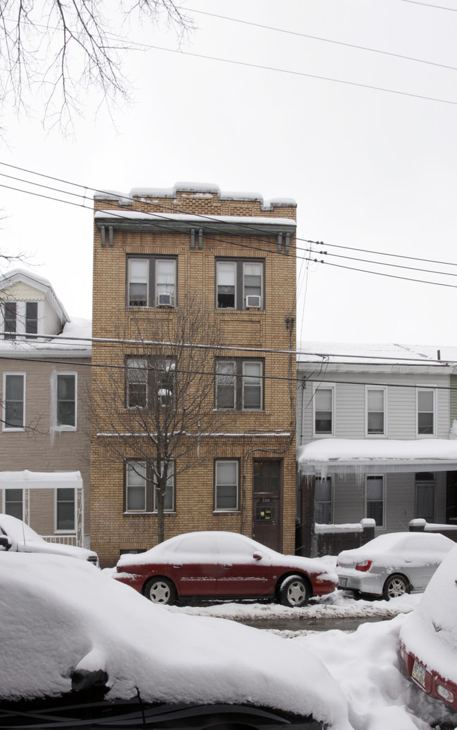 306 Atwood St in Pittsburgh, PA - Building Photo - Building Photo