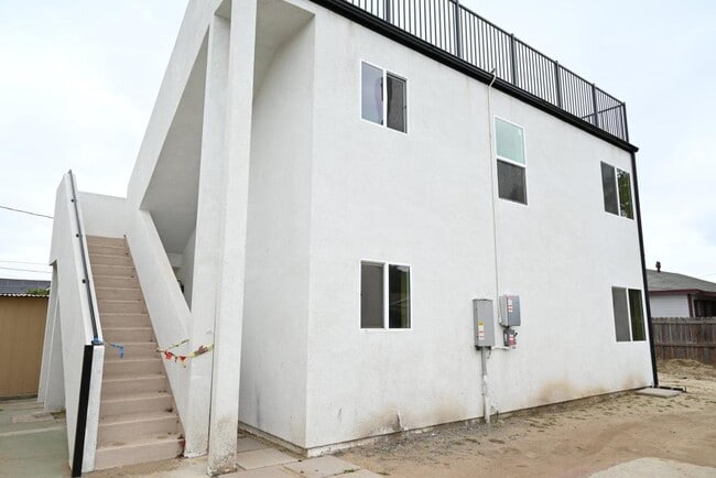 property at 10701 Doty Ave