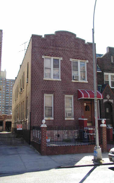 1010 Carroll St in Brooklyn, NY - Building Photo