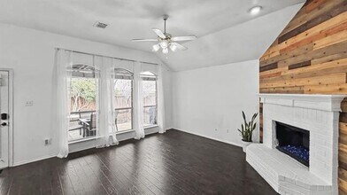 11146 Clearstream Ln in Frisco, TX - Building Photo - Building Photo