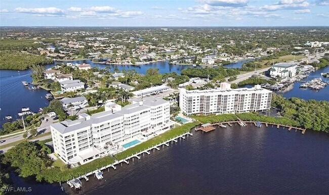 4895 Bonita Beach Rd SW in Bonita Springs, FL - Building Photo - Building Photo