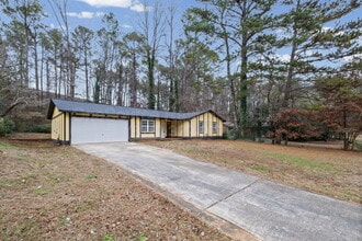4149 Oak Ferry Dr NE in Kennesaw, GA - Building Photo - Building Photo