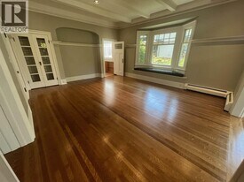 1XXX Matthews Ave in Vancouver, BC - Building Photo