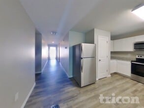 9268 Gibralter St in Spring Hill, FL - Building Photo - Building Photo