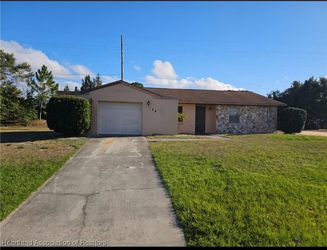 138 Friendly Cir in Sebring, FL - Building Photo - Building Photo