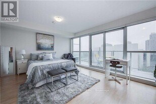 60 Town Centre Court in Toronto, ON - Building Photo