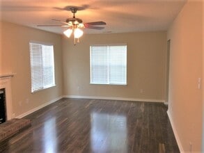 12127 Landing Green Dr in Charlotte, NC - Foto de edificio - Building Photo