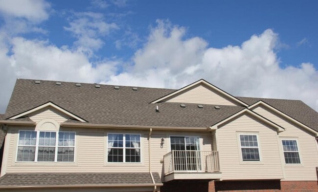 4041 Cornerstone Dr in Canton, MI - Building Photo - Building Photo