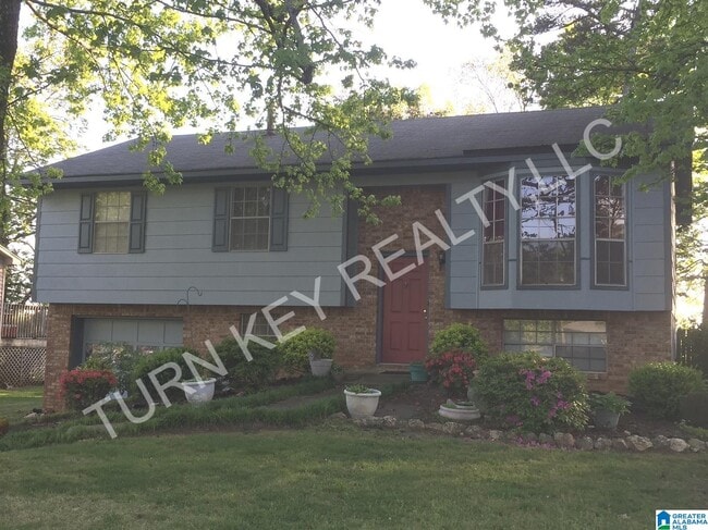 property at 2548 Janice Cir NE