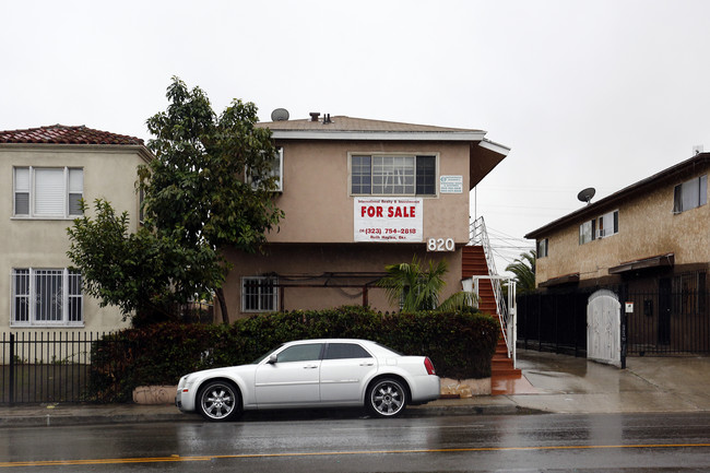 820 W Imperial Hwy in Los Angeles, CA - Building Photo - Building Photo