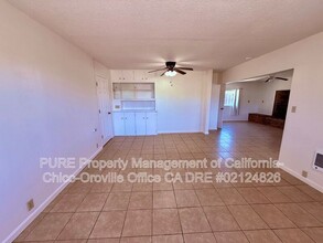 7701 Molinos Ave in Los Molinos, CA - Building Photo - Building Photo