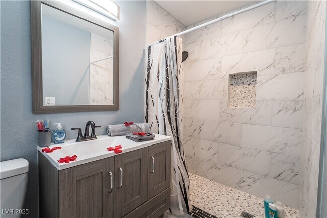 3955 Savoy Ct in Las Vegas, NV - Building Photo - Building Photo