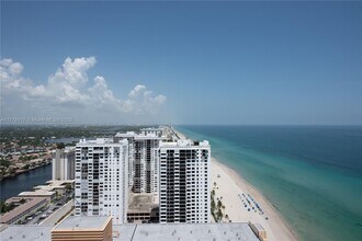 2711 S Ocean Dr in Hollywood, FL - Building Photo - Building Photo