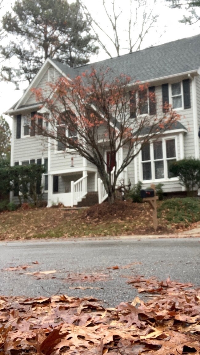 property at 3008 Isabella Dr