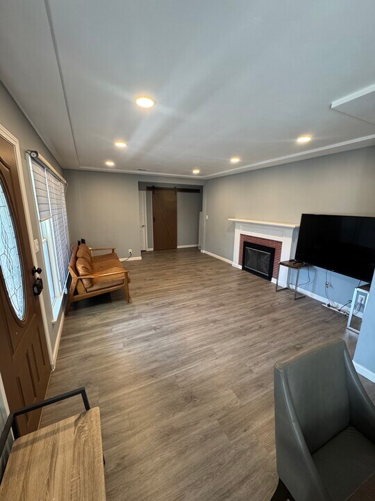 3215 Pontiac St in Glendale, CA - Building Photo