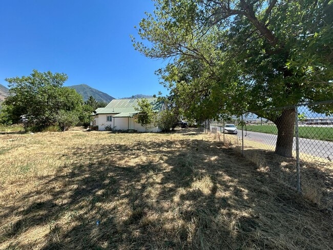14 E 9800 S in Salem, UT - Building Photo - Building Photo