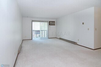 1129 22nd St S, Unit 15 in Fargo, ND - Building Photo - Building Photo