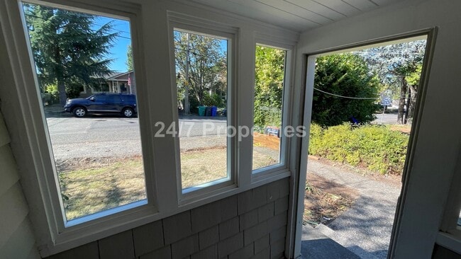 4508 NE 97th Ave in Portland, OR - Building Photo - Building Photo