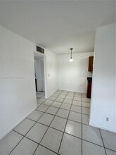 2534 NW 139th St in Opa Locka, FL - Foto de edificio - Building Photo