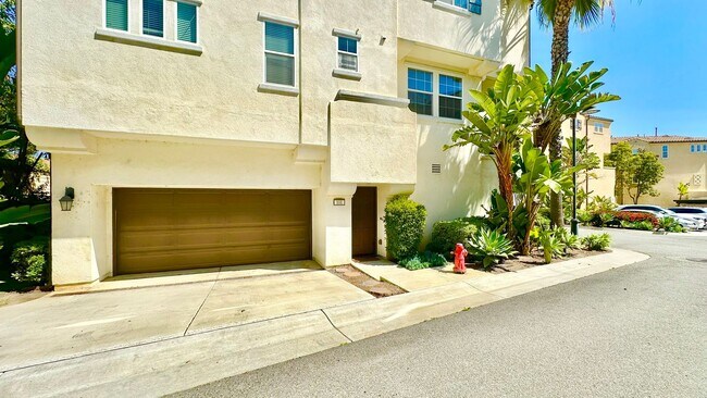 5095 Tranquil Way in Oceanside, CA - Building Photo - Building Photo