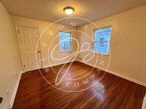 3247 Sherbrooke Rd in Toledo, OH - Building Photo - Building Photo