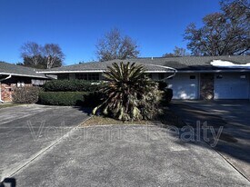 5040 Beatline Rd in Long Beach, MS - Building Photo