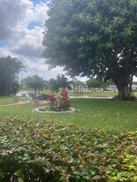 20 Berkshire A in West Palm Beach, FL - Building Photo