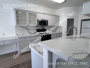 2493 Applegate Ave in Clovis, CA - Building Photo - Building Photo
