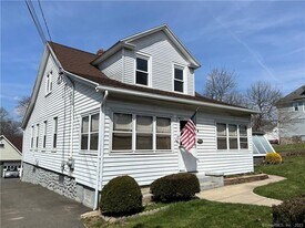 222 Chipman St in Waterbury, CT - Building Photo
