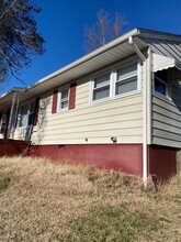 245 Fairlawn Dr in Rocky Mount, VA - Building Photo - Building Photo