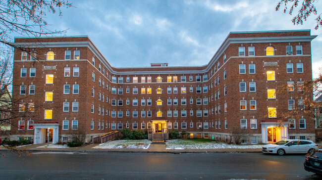 49 4th St in St Johnsbury, VT - Building Photo - Building Photo