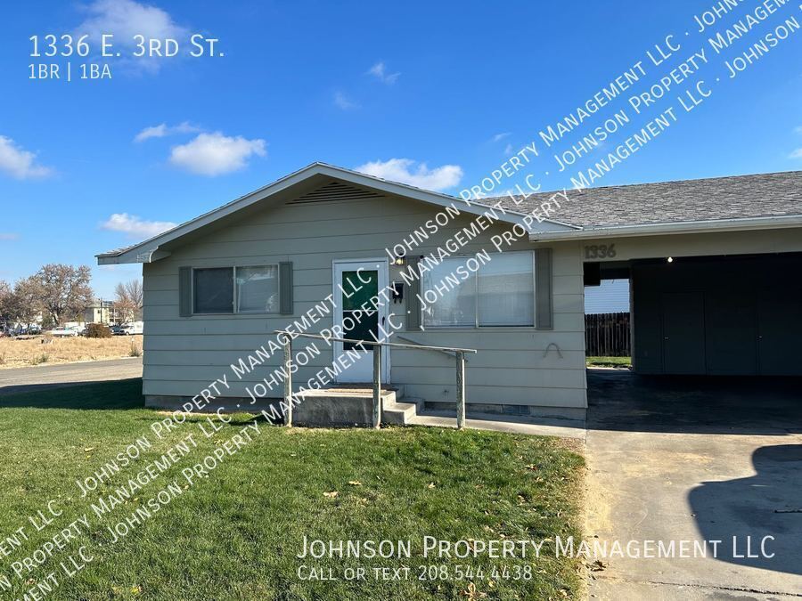 1336 E 3rd St in Meridian, ID - Building Photo