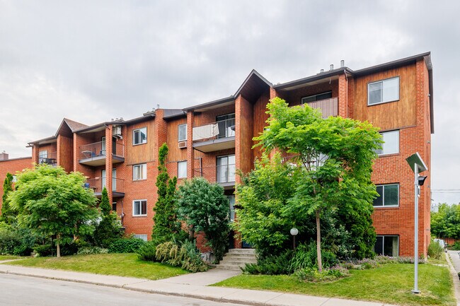 3562 Charles-Daoust Rue