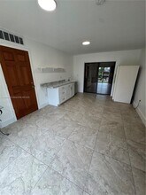 15730 SW 103rd Ave in Miami, FL - Building Photo - Building Photo