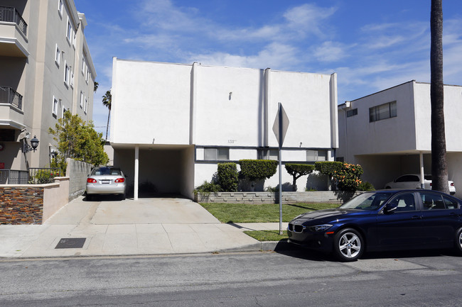 1322 Amherst Ave in Los Angeles, CA - Building Photo - Building Photo