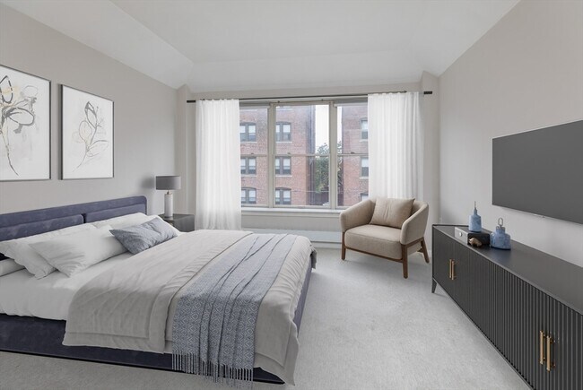 910 Beacon St in Boston, MA - Building Photo - Building Photo
