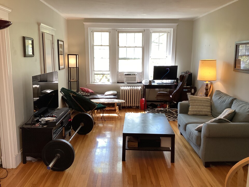 30 Jamaicaway, Unit 10 in Boston, MA - Building Photo