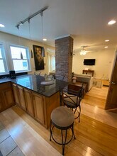17 Holman St in Boston, MA - Building Photo - Building Photo