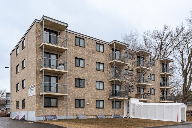 2600 De La Vendée St in Québec, QC - Building Photo - Primary Photo