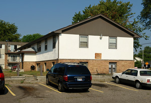 2500 County Road I Apartamentos