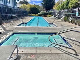 1925 46th Ave, Unit #73 - Bldg 9 in Capitola, CA - Building Photo