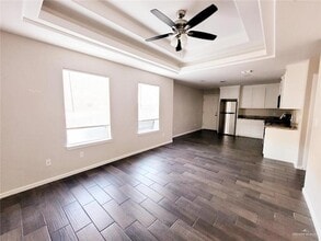 3910 Paola St, Unit 4 in Edinburg, TX - Building Photo - Building Photo