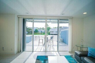 1511 Ocean Dunes Cir in Jupiter, FL - Building Photo - Building Photo