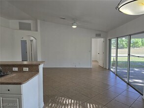 4325 Garden Blvd in Cape Coral, FL - Building Photo - Building Photo