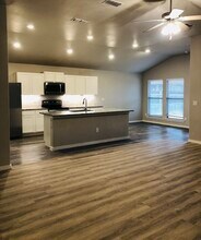 7522 31st Pl in Lubbock, TX - Building Photo - Building Photo