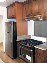1439 Saltair Ave in Los Angeles, CA - Building Photo - Interior Photo