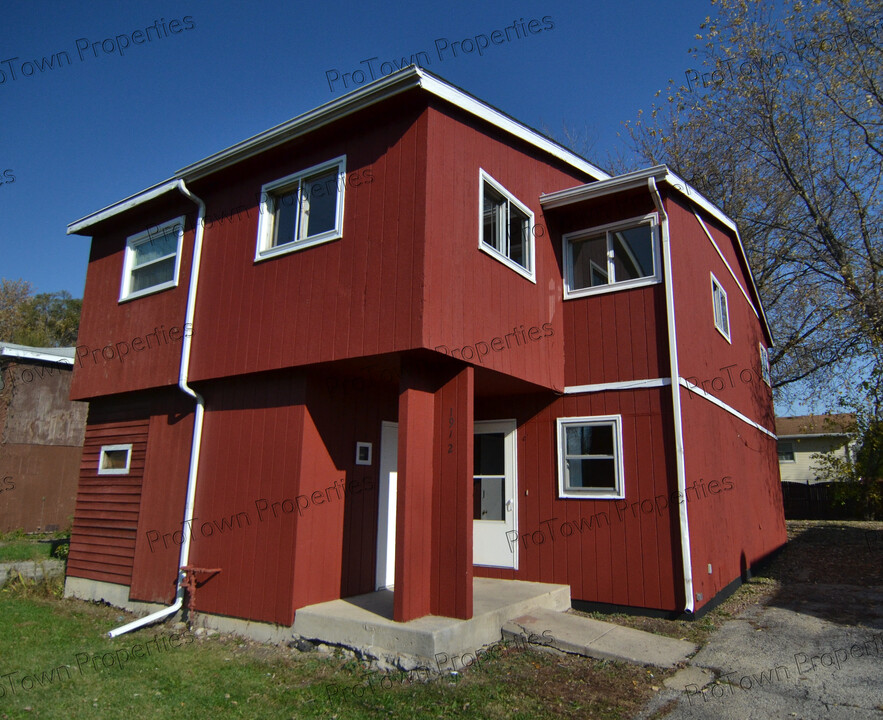 1912 Moore Ave in Joliet, IL - Building Photo