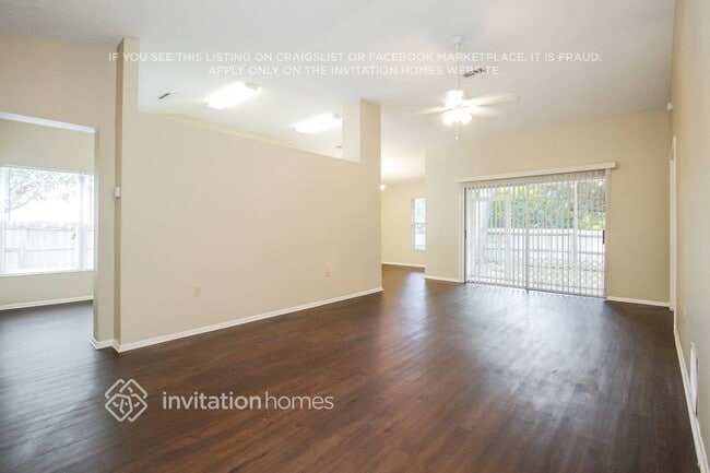 515 49th St E in Bradenton, FL - Foto de edificio - Building Photo